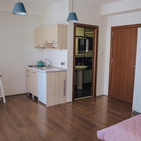Aparthotel White & Wood à Bitola Extérieur photo