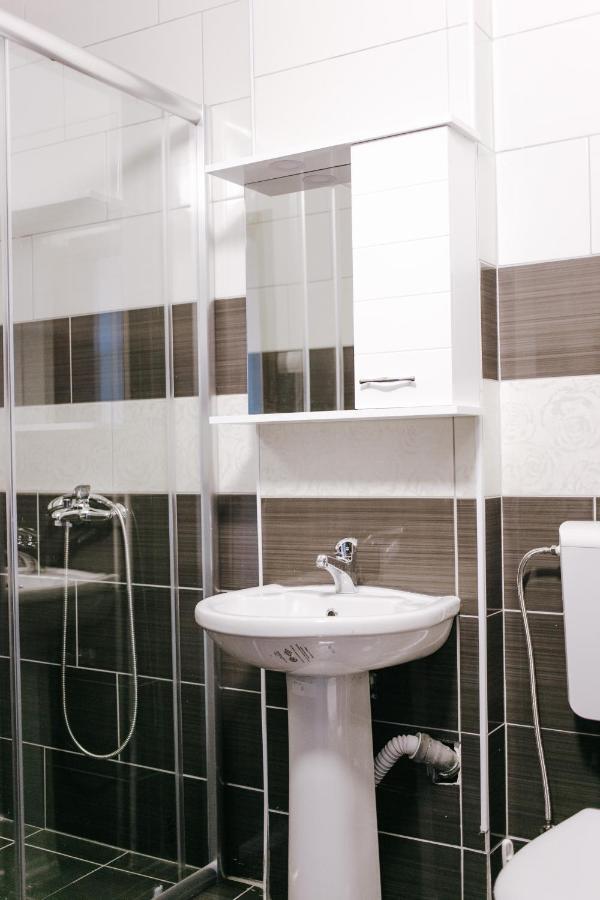 Aparthotel White & Wood à Bitola Extérieur photo