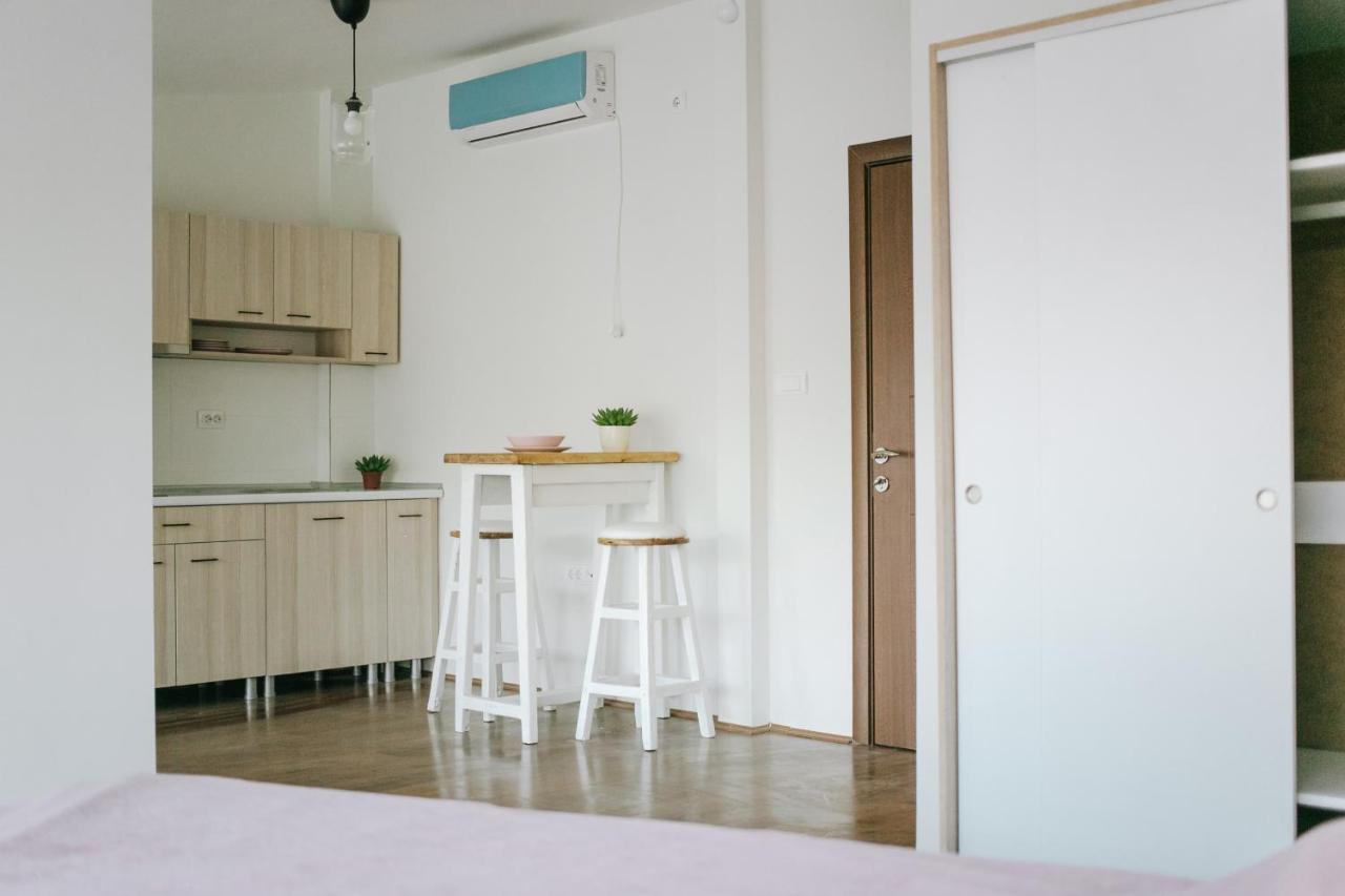 Aparthotel White & Wood à Bitola Extérieur photo