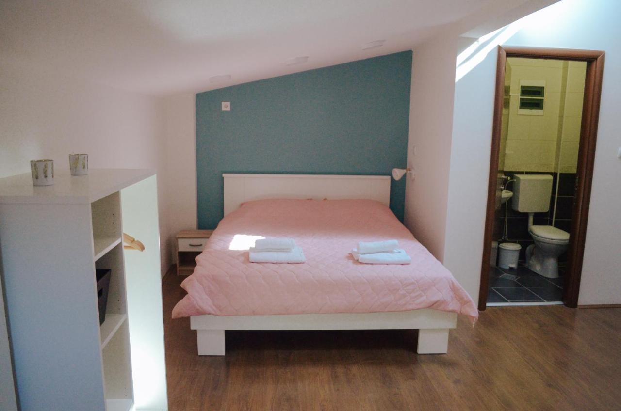 Aparthotel White & Wood à Bitola Extérieur photo