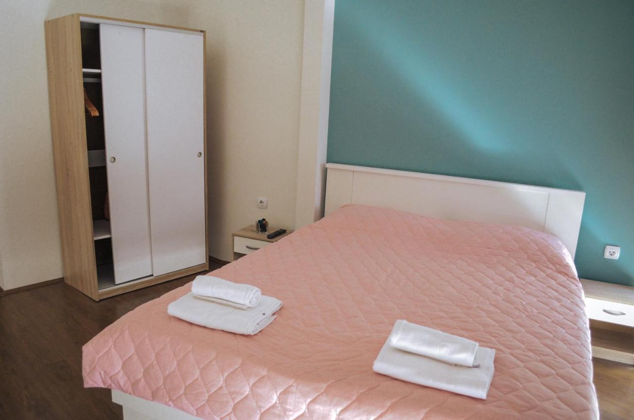 Aparthotel White & Wood à Bitola Extérieur photo